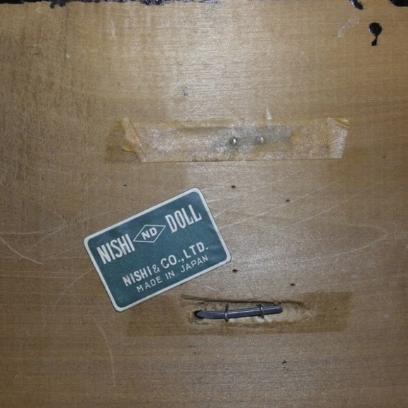 Vintage Nishi Doll Geisha with Samisen Instrument. - Picture 4 of 4